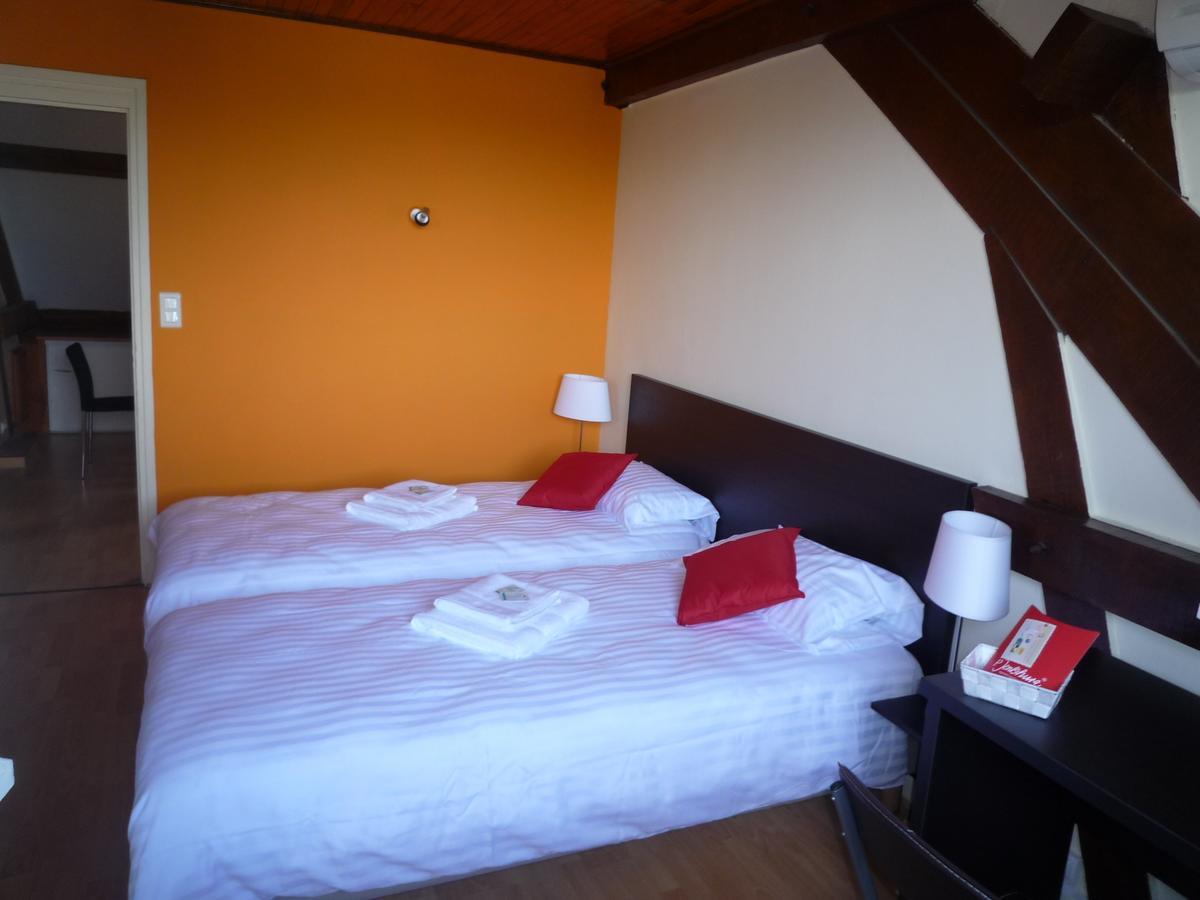 La Maison Des Bonheurs Bed & Breakfast Rillieux-la-Pape Ngoại thất bức ảnh